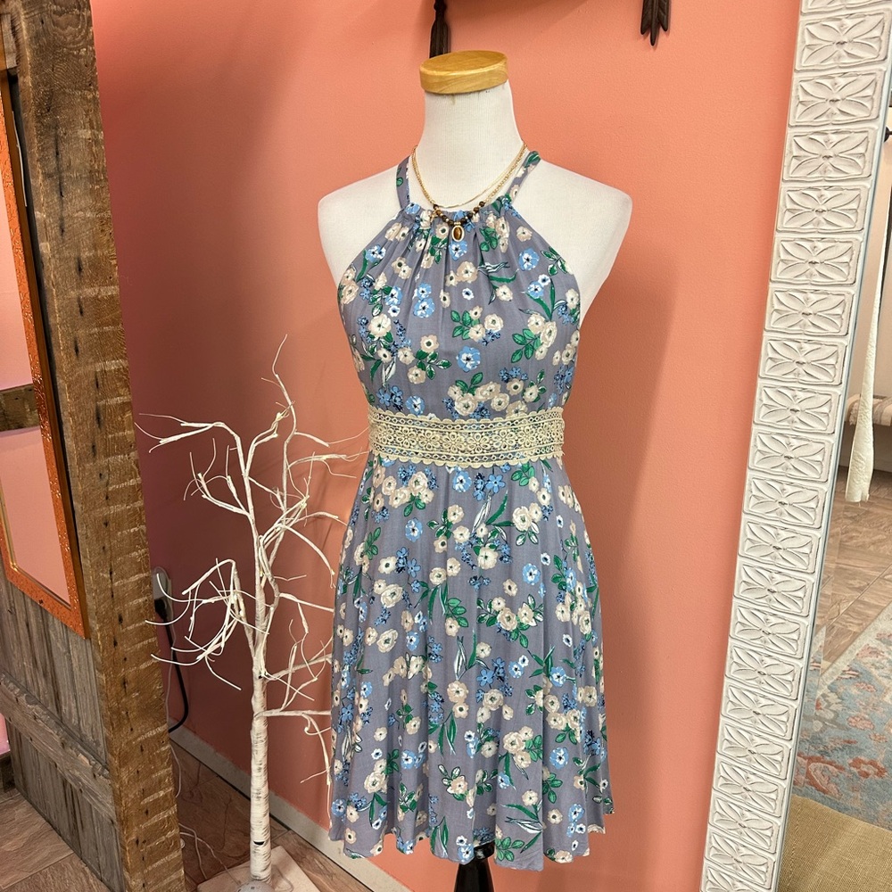 NEW! DAVI & DANI Blue Floral Halter Dress with Lace